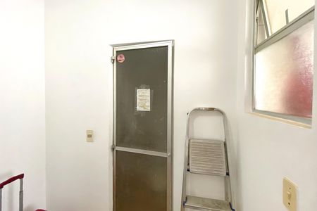 Apartamento à venda com 96m², 3 quartos e 2 vagas Apartamento à venda com 96m², 3 quartos e 2 vagasQuarto de Serviço
