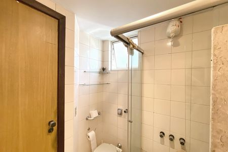 Apartamento à venda com 96m², 3 quartos e 2 vagas Apartamento à venda com 96m², 3 quartos e 2 vagasBanheiro