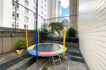 Apartamento à venda com 96m², 3 quartos e 2 vagas Apartamento à venda com 96m², 3 quartos e 2 vagasÁrea comum