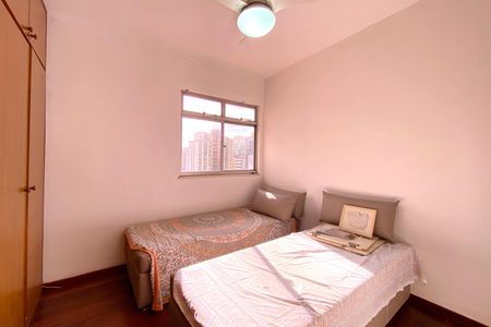 Apartamento à venda com 96m², 3 quartos e 2 vagas Apartamento à venda com 96m², 3 quartos e 2 vagasQuarto 2