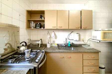 Apartamento à venda com 96m², 3 quartos e 2 vagas Apartamento à venda com 96m², 3 quartos e 2 vagasCozinha