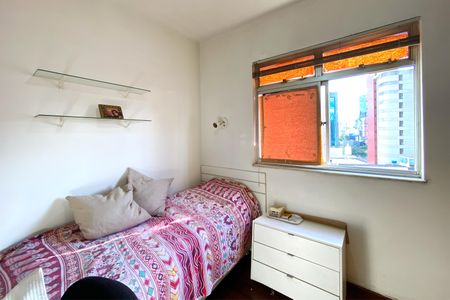 Apartamento à venda com 96m², 3 quartos e 2 vagas Apartamento à venda com 96m², 3 quartos e 2 vagasQuarto 3