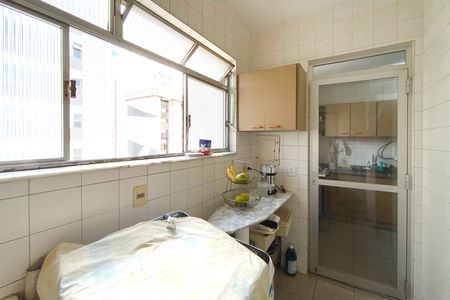 Apartamento à venda com 96m², 3 quartos e 2 vagas Apartamento à venda com 96m², 3 quartos e 2 vagasÁrea de Serviço