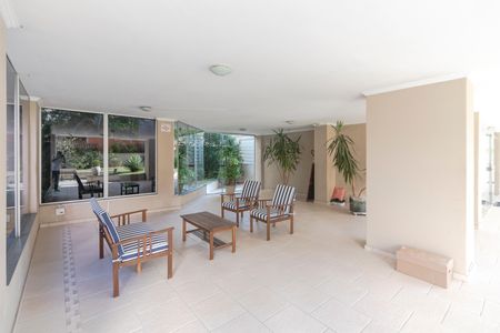 Apartamento à venda com 100m², 3 quartos e 1 vaga Apartamento à venda com 100m², 3 quartos e 1 vagaÁrea Comum