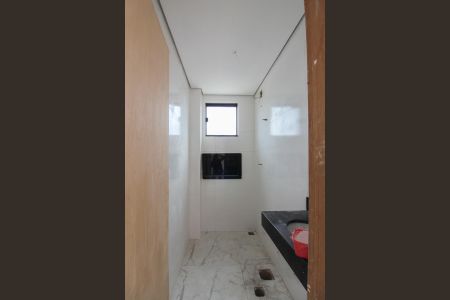 Banheiro da Suíte 1 de apartamento à venda com 3 quartos, 120m² em Coqueiros, Belo Horizonte