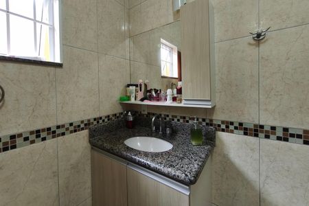 Casa à venda com 287m², 3 quartos e 4 vagas Casa à venda com 287m², 3 quartos e 4 vagasBanheiro Suíte