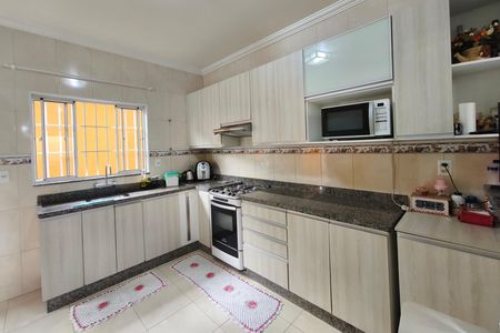 Casa à venda com 287m², 3 quartos e 4 vagas Casa à venda com 287m², 3 quartos e 4 vagasCozinha