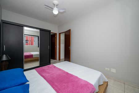 Suíte de casa de condomínio à venda com 2 quartos, 75m² em Conjunto Residencial Jardim Canaa, São Paulo