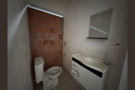 Casa à venda com 380m², 2 quartos e 2 vagasBanheiros Salão comercial