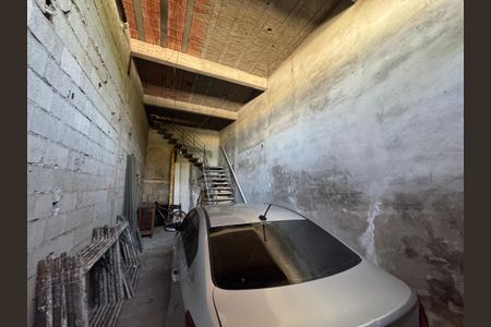 Casa à venda com 380m², 2 quartos e 2 vagasGaragem