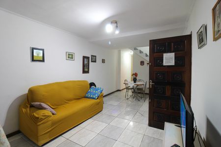 Sala de casa à venda com 3 quartos, 153m² em Jardim Jaqueline, São Paulo