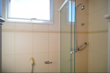 Apartamento à venda com 144m², 2 quartos e 3 vagasBanheiro da Suíte 2