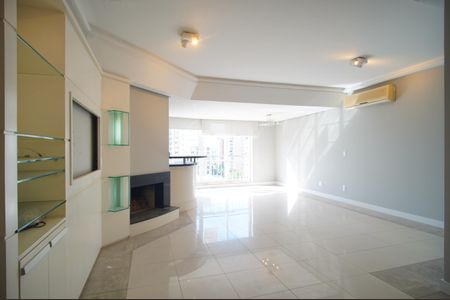 Apartamento à venda com 144m², 2 quartos e 3 vagasSala 