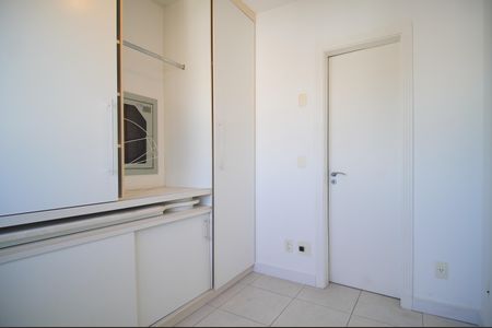 Apartamento à venda com 144m², 2 quartos e 3 vagasQuarto de Serviço