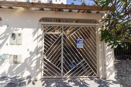 Casa para alugar com 120m², 2 quartos e 1 vagaFachada