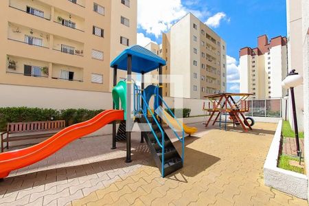 Apartamento para alugar com 60m², 2 quartos e 2 vagasÁrea comum - Playground