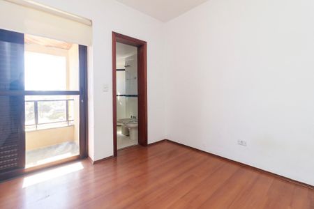 Apartamento à venda com 192m², 4 quartos e 3 vagas Apartamento à venda com 192m², 4 quartos e 3 vagasSuíte 2