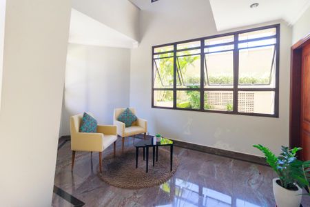 Apartamento à venda com 192m², 4 quartos e 3 vagas Apartamento à venda com 192m², 4 quartos e 3 vagasHall Social
