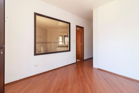 Apartamento à venda com 192m², 4 quartos e 3 vagas Apartamento à venda com 192m², 4 quartos e 3 vagasSuíte 1