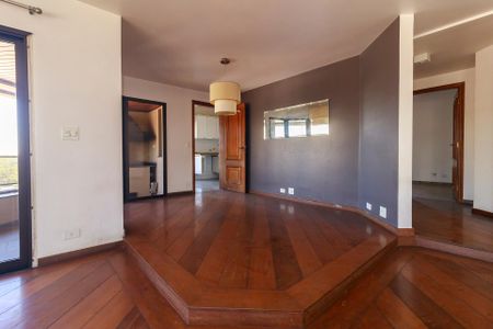 Apartamento à venda com 192m², 4 quartos e 3 vagas Apartamento à venda com 192m², 4 quartos e 3 vagasSala