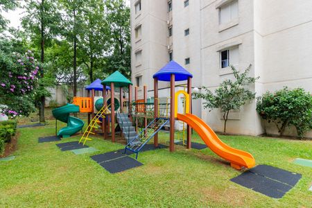 Apartamento à venda com 47m², 2 quartos e 1 vagaÁrea comum - Playground