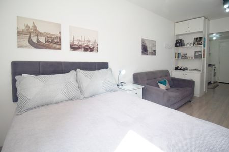 Studio à venda com 29m², 1 quarto e 1 vaga