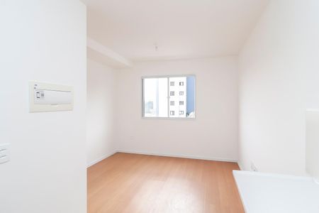 Quarto / Cozinha de kitnet/studio para alugar com 1 quarto, 16m² em Itaquera, São Paulo