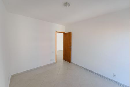 Apartamento para alugar com 75m², 2 quartos e 1 vagaQuarto