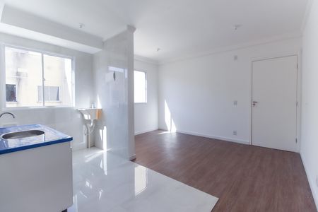 Apartamento para alugar com 47m², 2 quartos e sem vaga Apartamento para alugar com 47m², 2 quartos e sem vagaCozinha - Área de Serviço