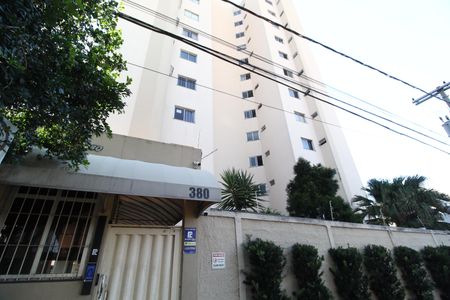 Apartamento para alugar com 80m², 3 quartos e 1 vagaFachada