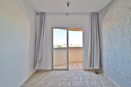 Apartamento para alugar com 80m², 3 quartos e 1 vagaSala