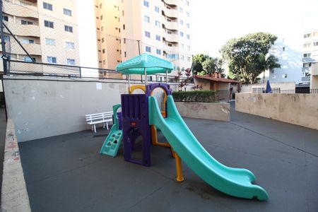 Apartamento para alugar com 80m², 3 quartos e 1 vagaÁrea comum - Playground