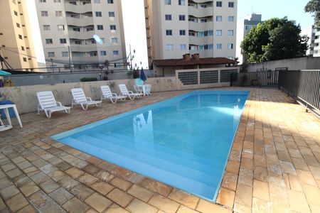 Apartamento para alugar com 80m², 3 quartos e 1 vagaÁrea comum - Piscina