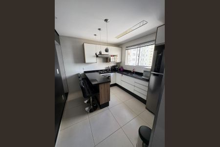Apartamento à venda com 62m², 2 quartos e 1 vagaCozinha