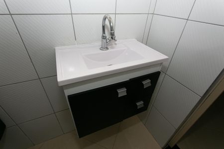 Lavabo de casa para alugar com 3 quartos, 271m² em Vila Guilherme, São Paulo