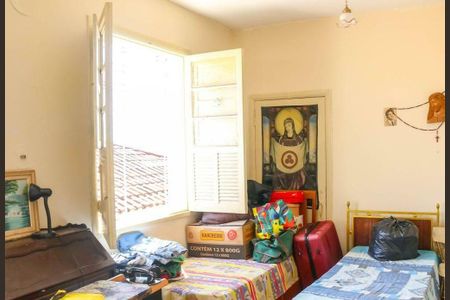 Quarto  de casa à venda com 4 quartos, 214m² em Barroca, Belo Horizonte