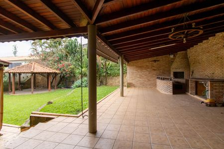 Casa de condomínio à venda com 450m², 5 quartos e 6 vagasArea Gourmet