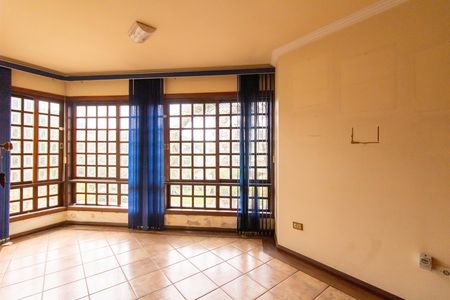 Casa de condomínio à venda com 450m², 5 quartos e 6 vagasQuarto 4