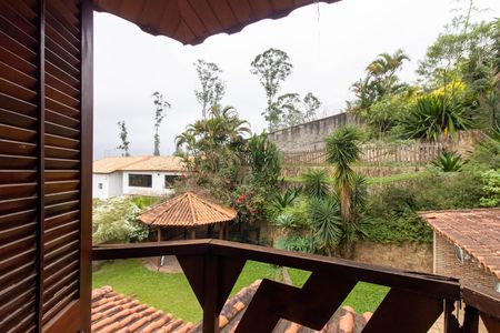 Casa de condomínio à venda com 450m², 5 quartos e 6 vagasSacada da Suíte 2