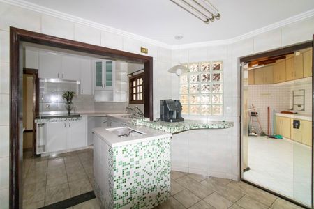 Casa de condomínio à venda com 450m², 5 quartos e 6 vagasCozinha