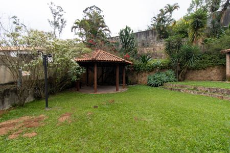 Casa de condomínio à venda com 450m², 5 quartos e 6 vagasArea Externa
