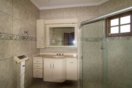 Casa de condomínio à venda com 450m², 5 quartos e 6 vagasSuíte 2