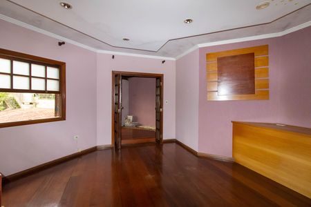 Casa de condomínio à venda com 450m², 5 quartos e 6 vagasSuíte 1