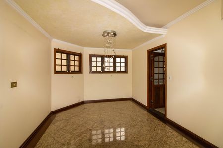 Casa de condomínio à venda com 450m², 5 quartos e 6 vagasSala de Jantar
