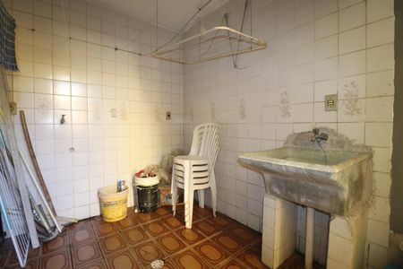 Casa para alugar com 79m², 2 quartos e sem vagaÁrea de Serviço