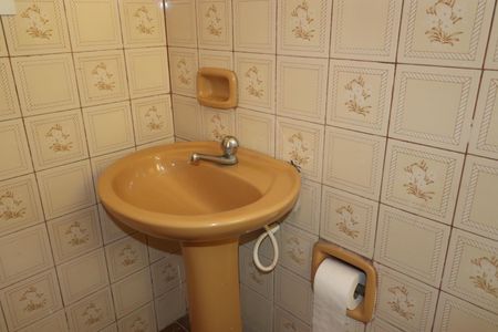 Casa para alugar com 79m², 2 quartos e sem vagaBanheiro