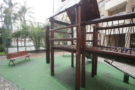 Apartamento à venda com 74m², 3 quartos e 1 vagaÁrea comum - Playground