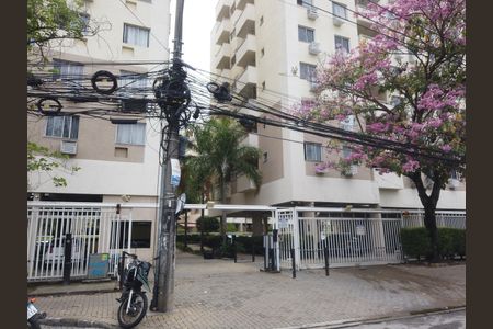 Apartamento à venda com 74m², 3 quartos e 1 vagaFachada