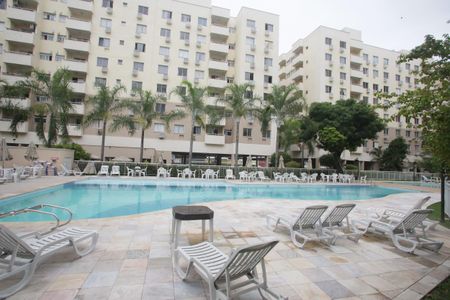 Apartamento à venda com 74m², 3 quartos e 1 vagaÁrea comum - Piscina