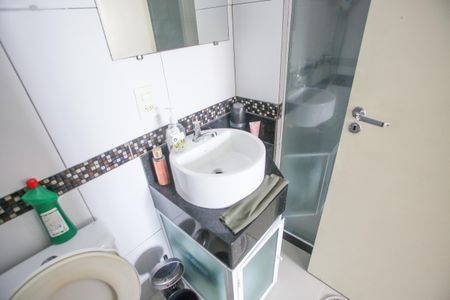 Apartamento à venda com 74m², 3 quartos e 1 vagaBanheiro da Suíte